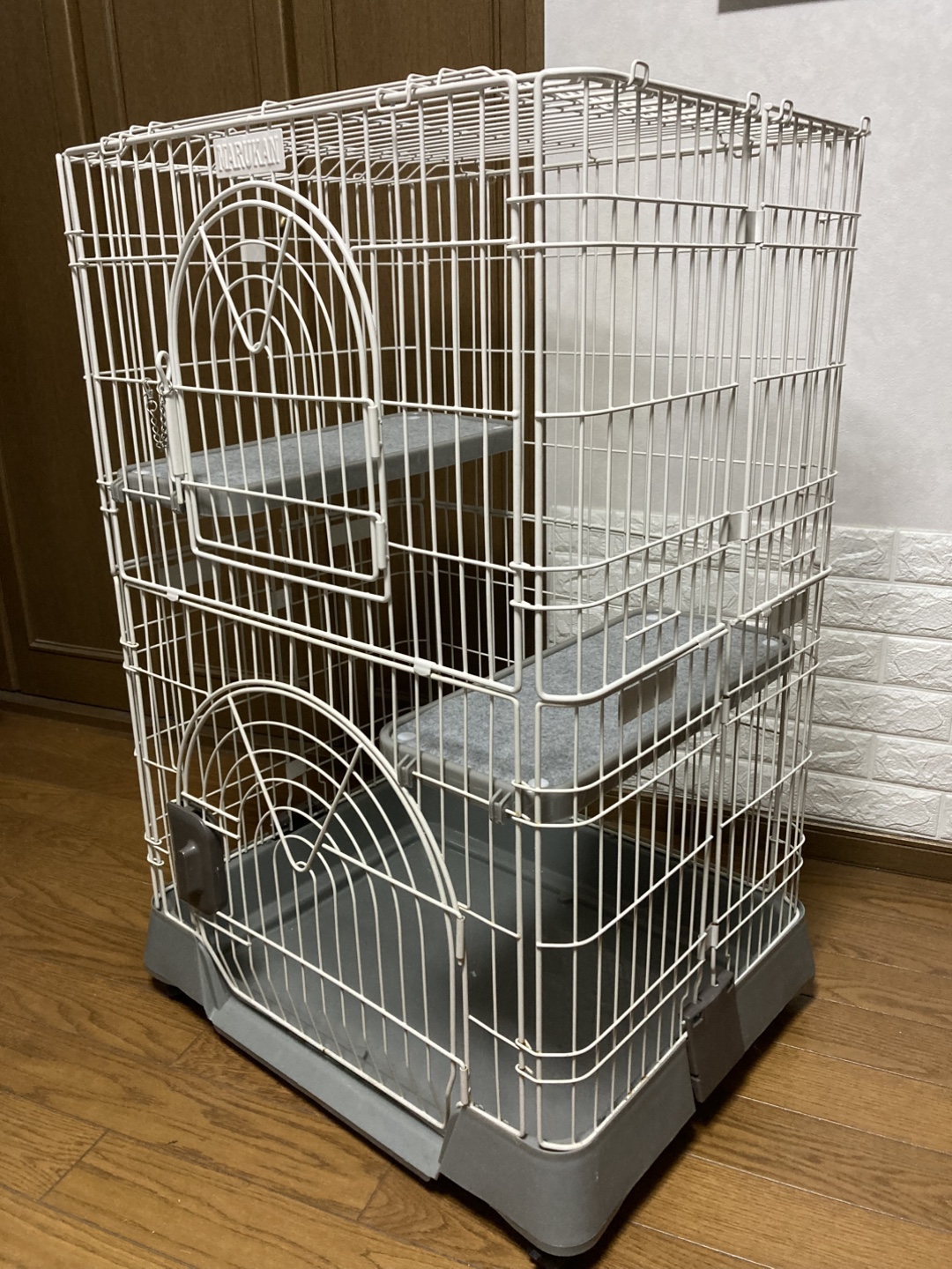 マルカン 猫ケージ 2段の写真2枚目