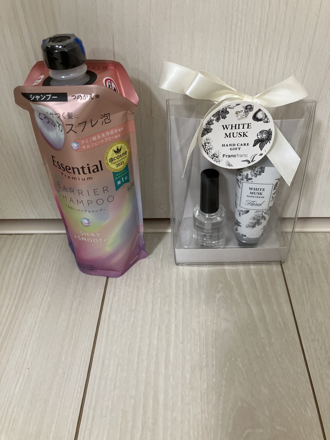 エッセンシャル シャンプー 詰替 & フランフラン ハンドケアギフト