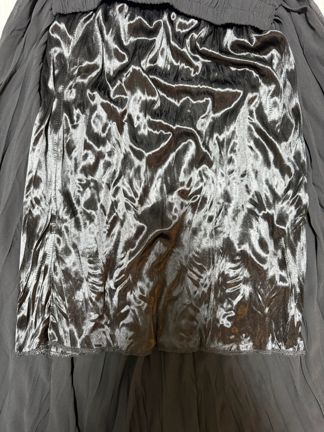 黒 スカートの写真2枚目