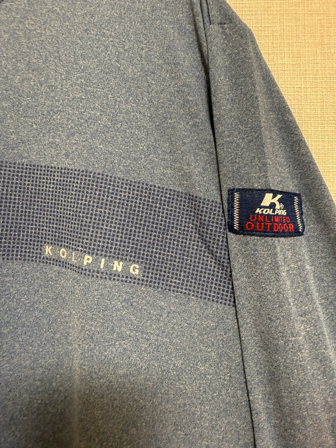 KOLPING 長袖Tーシャツ 青色 110サイズの写真3枚目