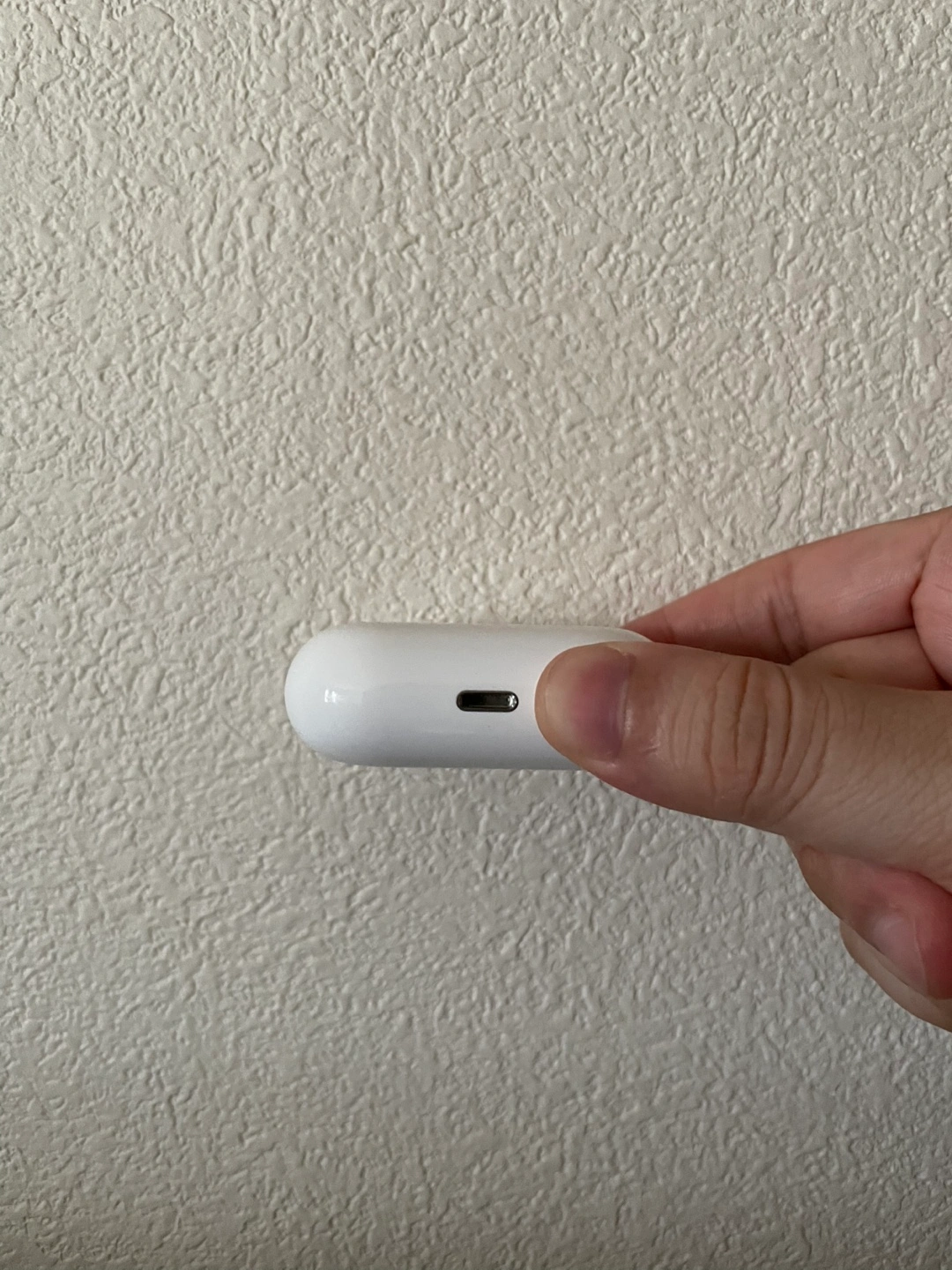 Apple AirPods Proの写真2枚目
