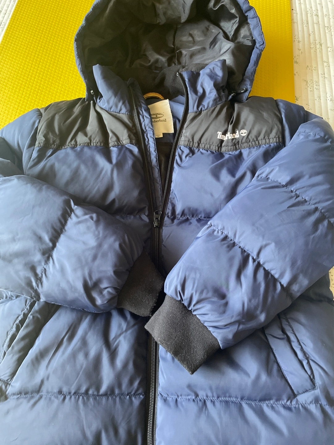 Timberland ダウンジャケット 12歳 サイズ150の写真2枚目