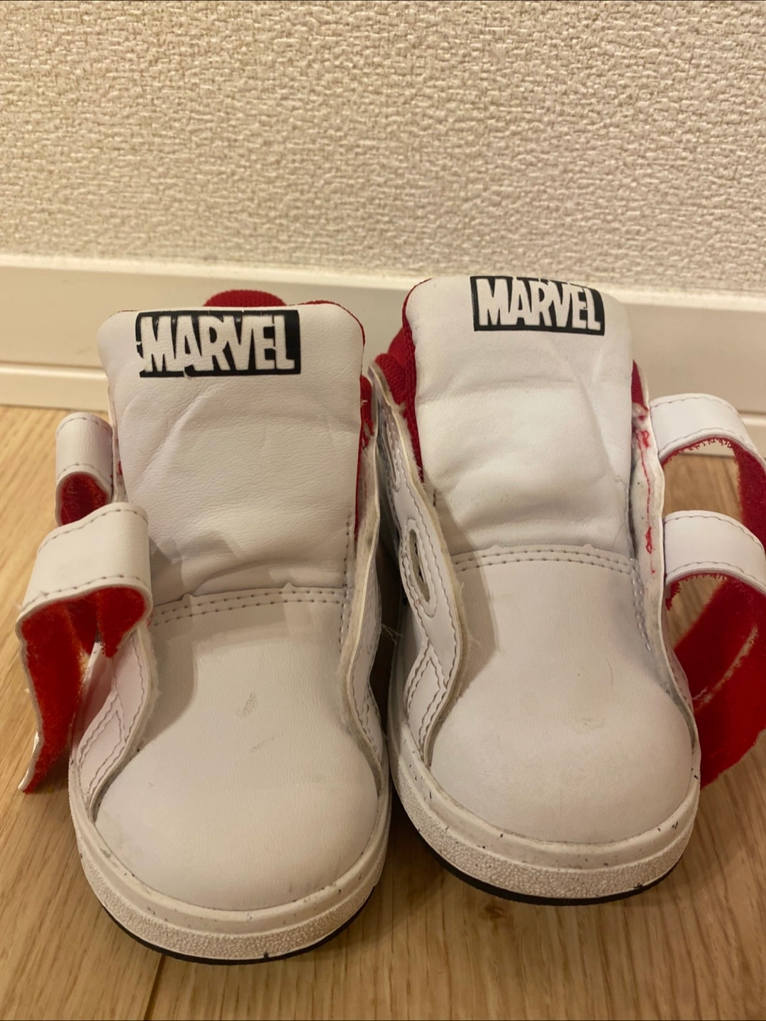アディダス キッズスニーカー 14センチ 白 スパイダーマンの写真7枚目
