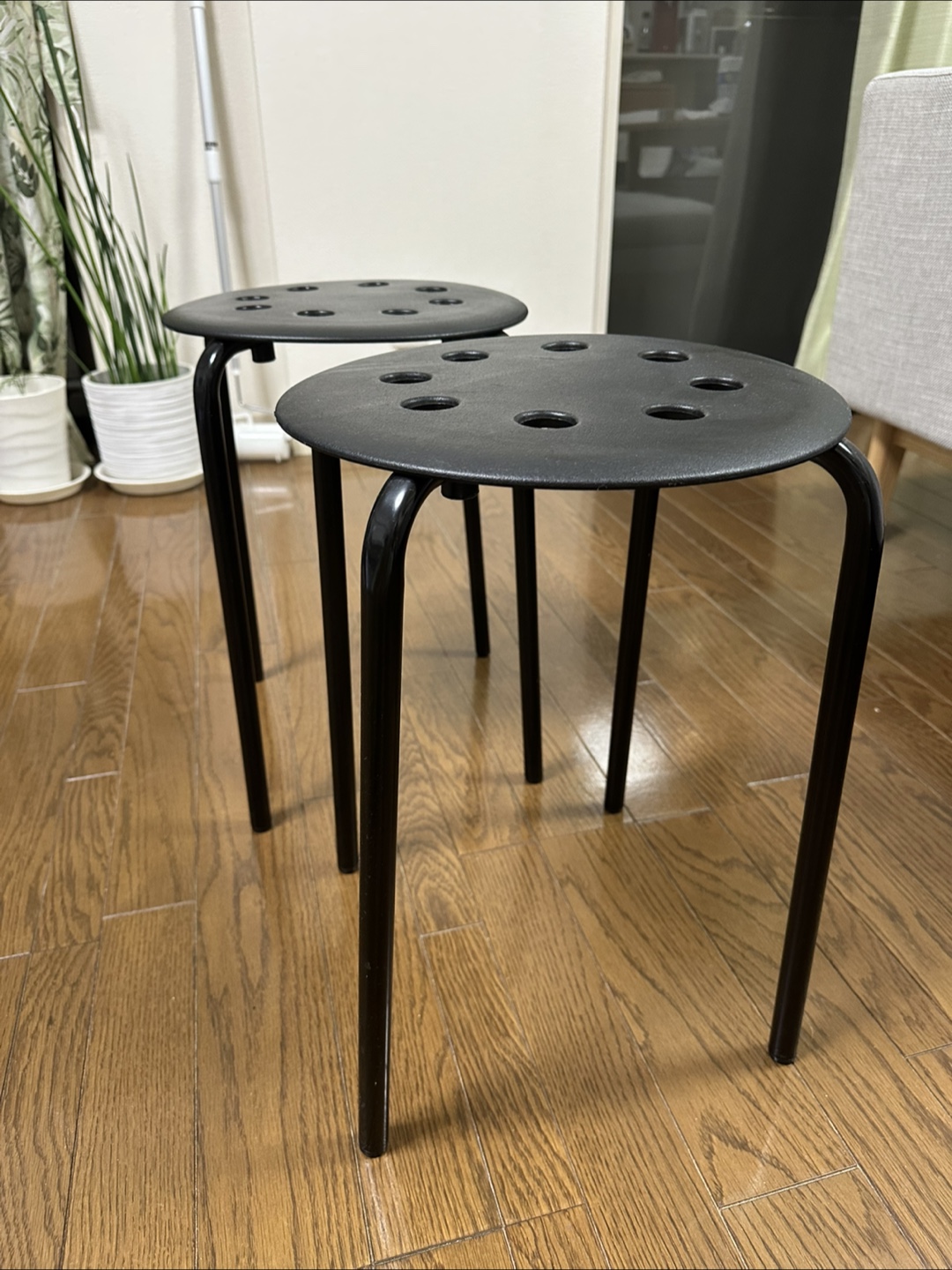 IKEA MARIUS ブラックスツール2個