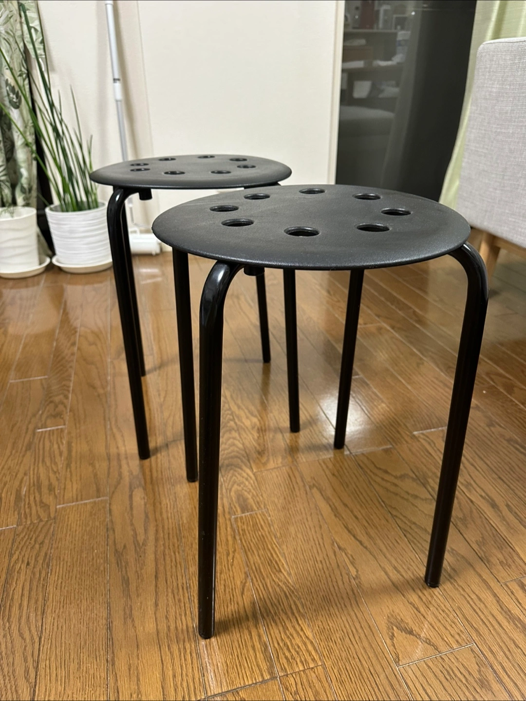 IKEA MARIUS ブラックスツール2個