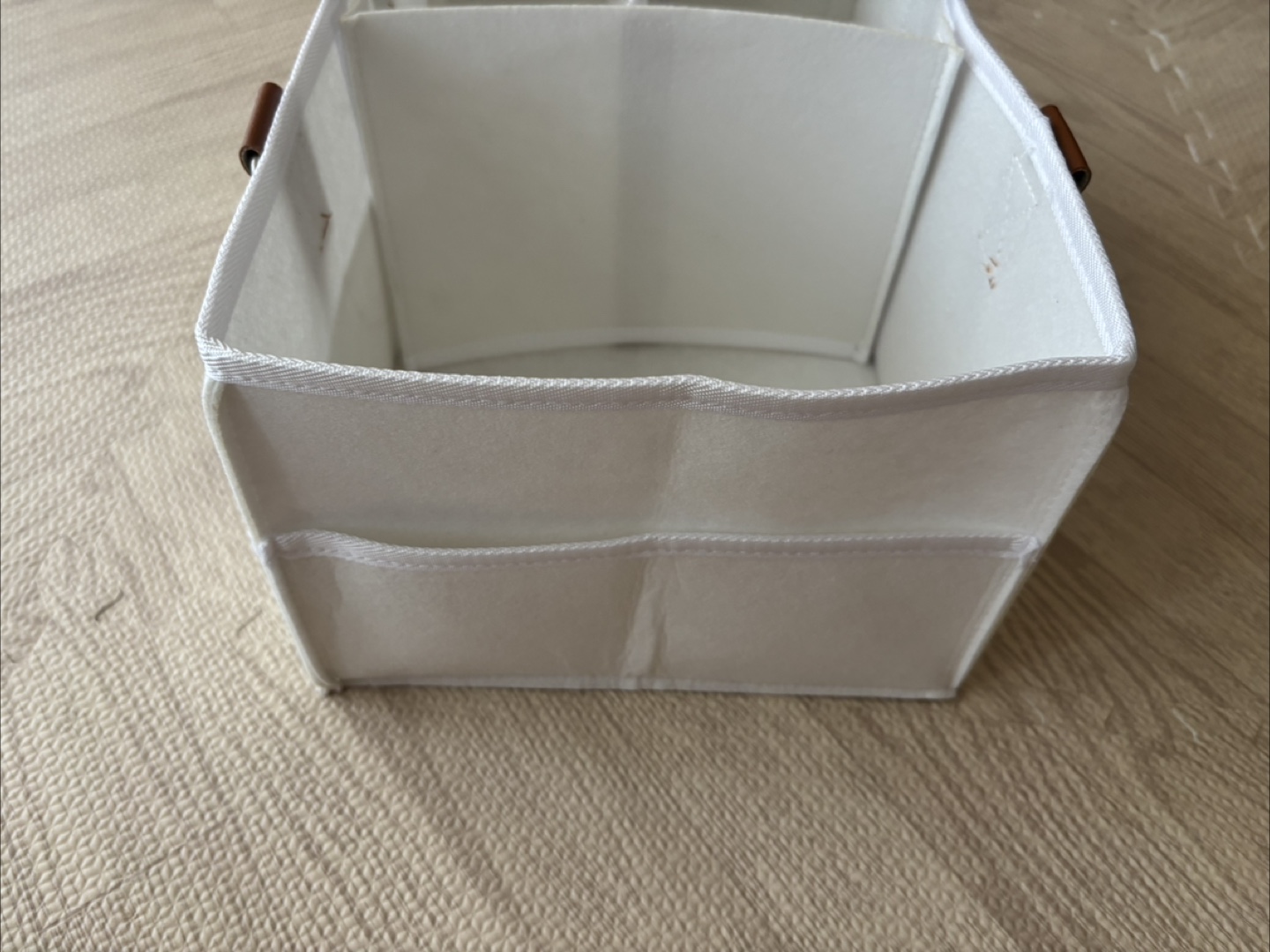 オムツストッカー 収納ケース 白 仕切り付きの写真3枚目