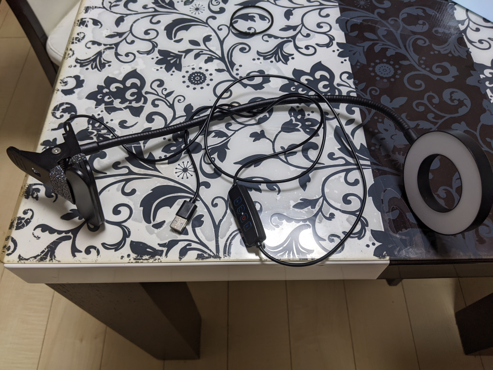 クリップ式 LEDリングライト 黒 USB
