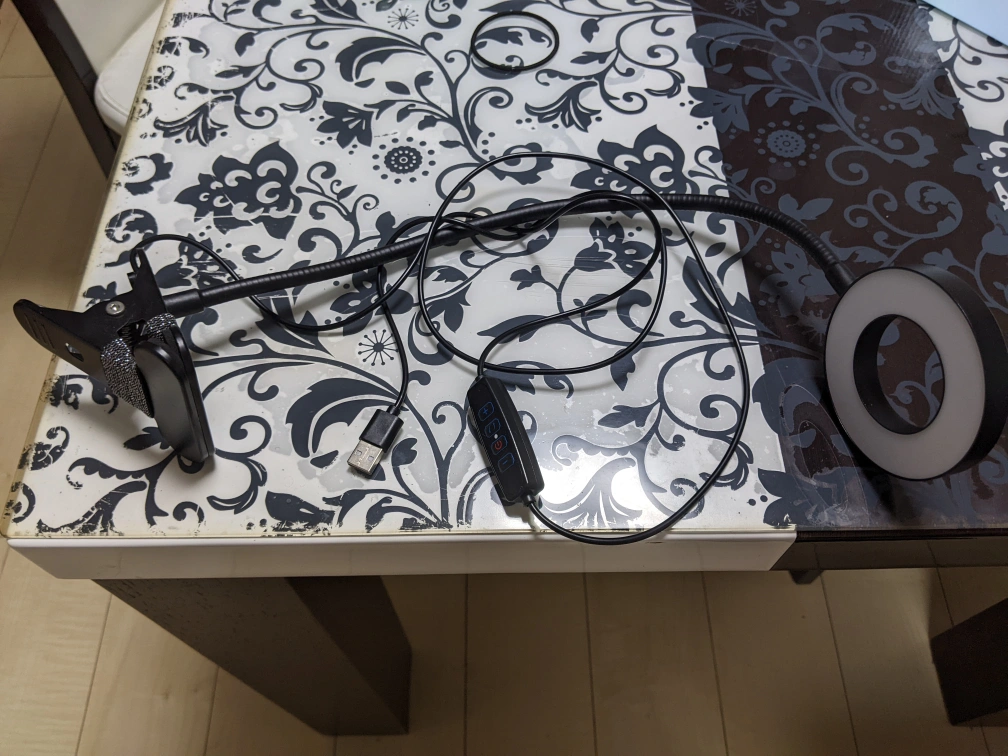 クリップ式 LEDリングライト 黒 USB