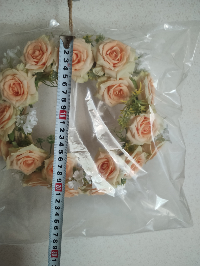 造花　リース　薔薇の写真3枚目
