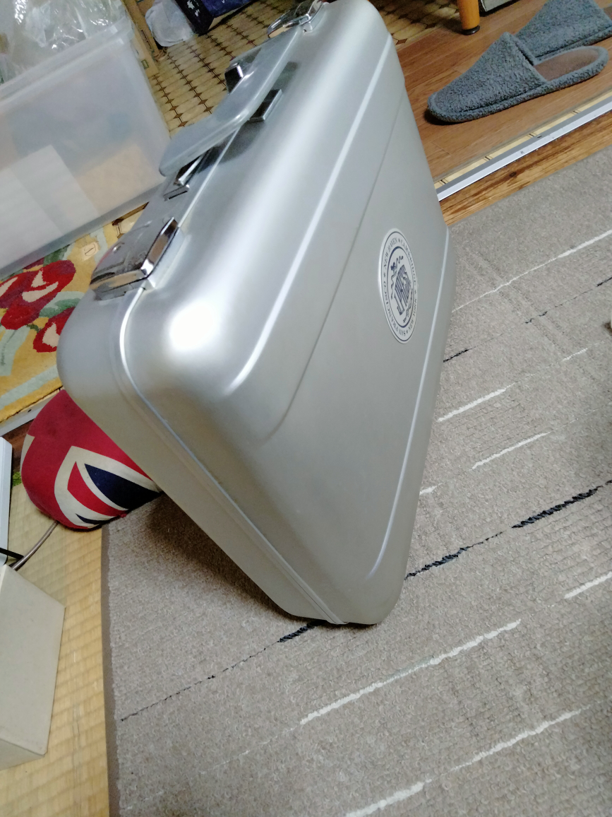 アルミアタッシュケースの写真5枚目