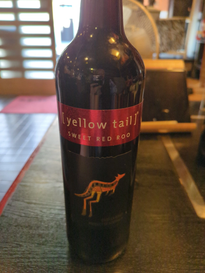 イエローテイル スイート・レッド・ルー 750ml