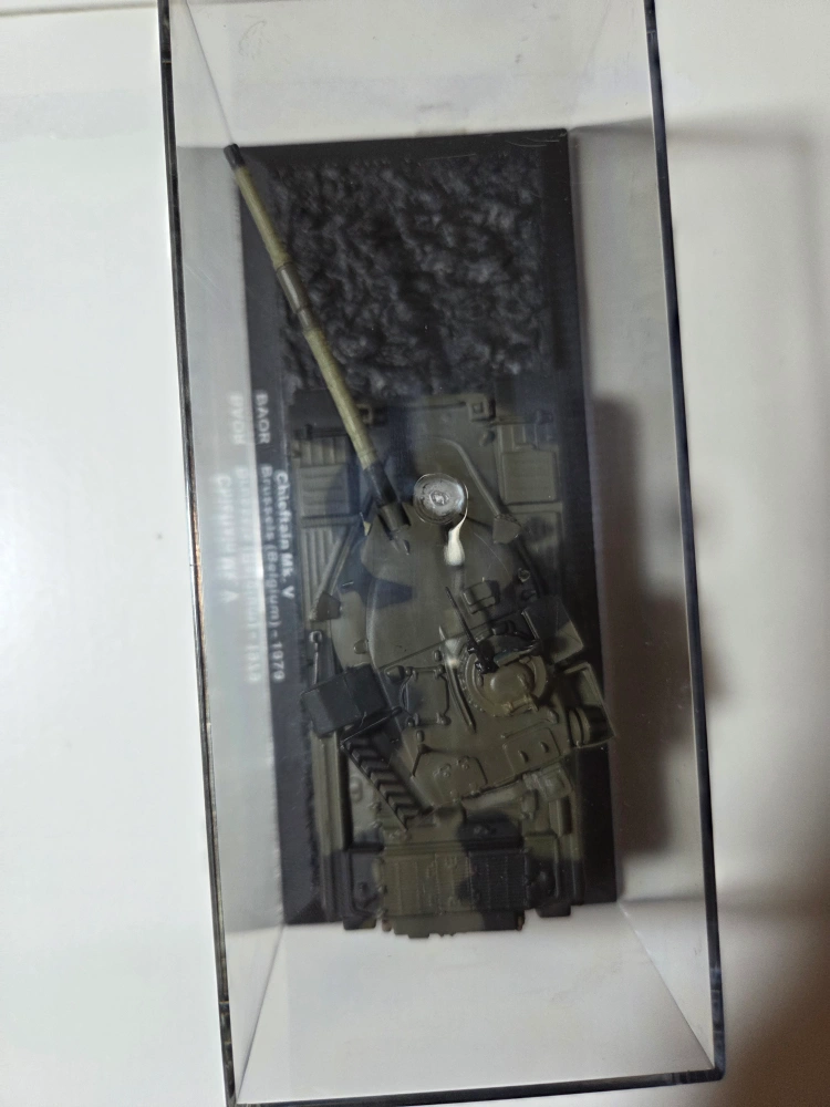 戦車 模型 BAOR Chieftain Mk.Vの写真2枚目