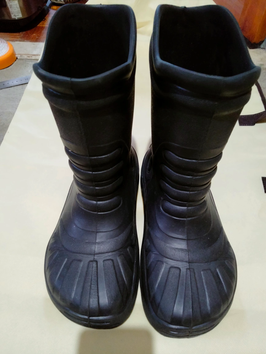 Crocksレインブーツ26cm位の写真2枚目