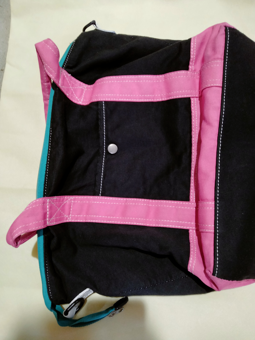 DickiesとOutdoorのバッグの写真2枚目
