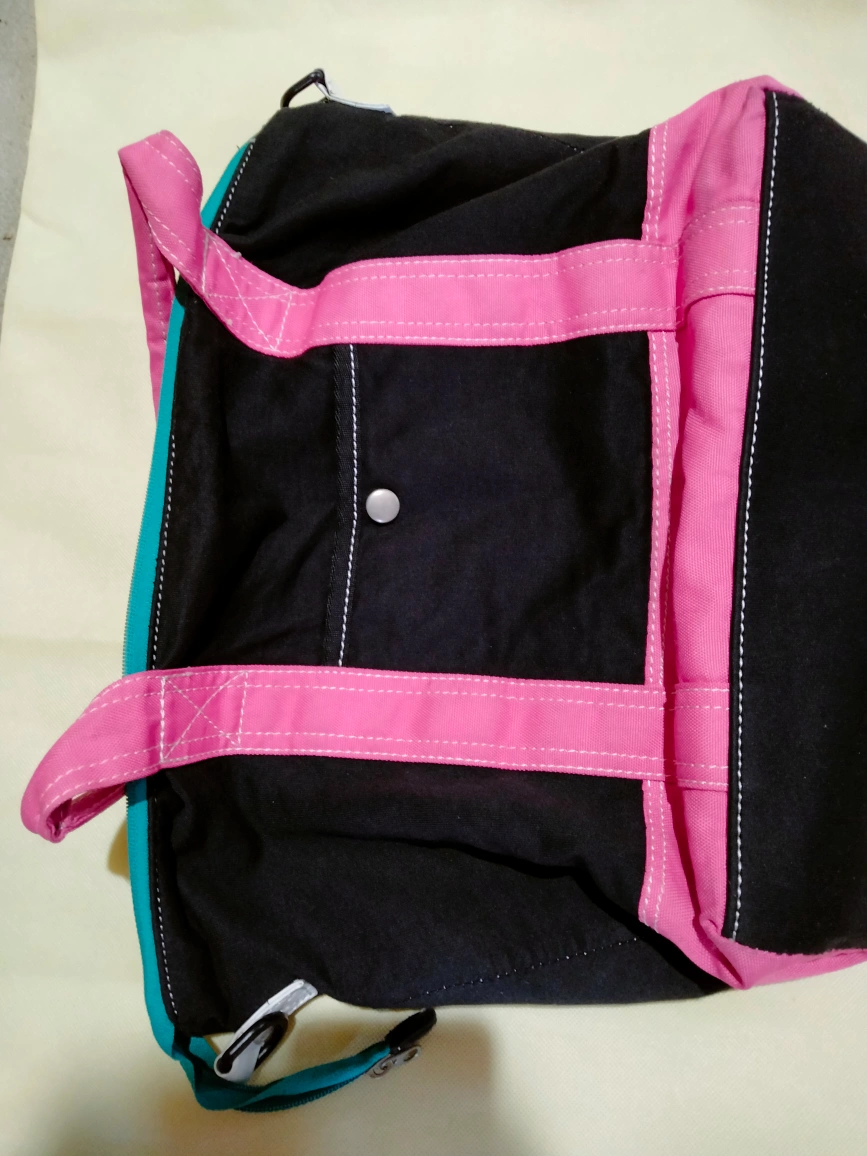 DickiesとOutdoorのバッグの写真2枚目