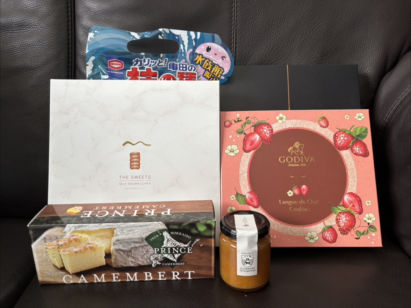 7月5日まで　お菓子詰め合わせ ゴディバ 柿の種など