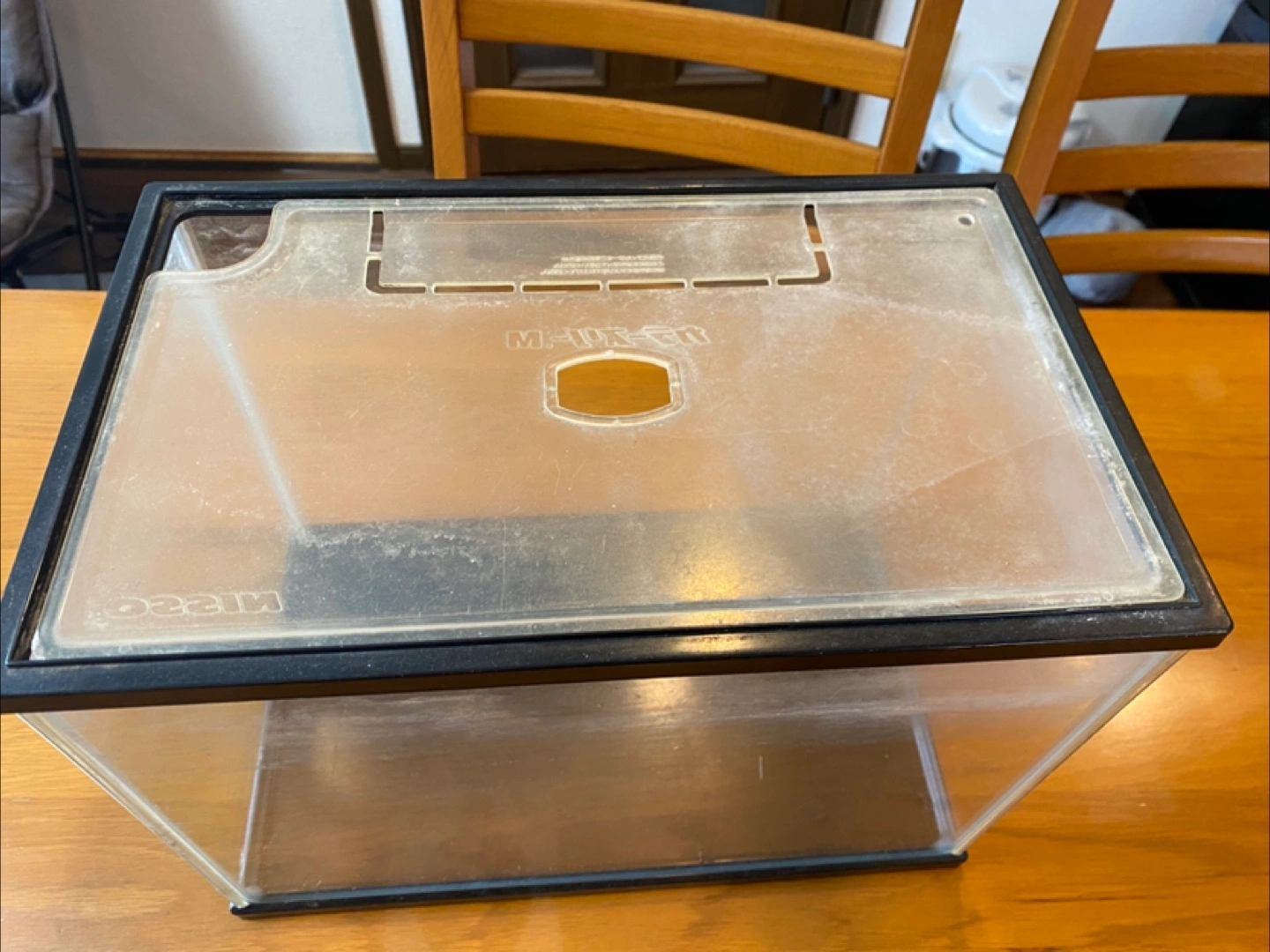 水槽 黒枠 中古品の写真3枚目