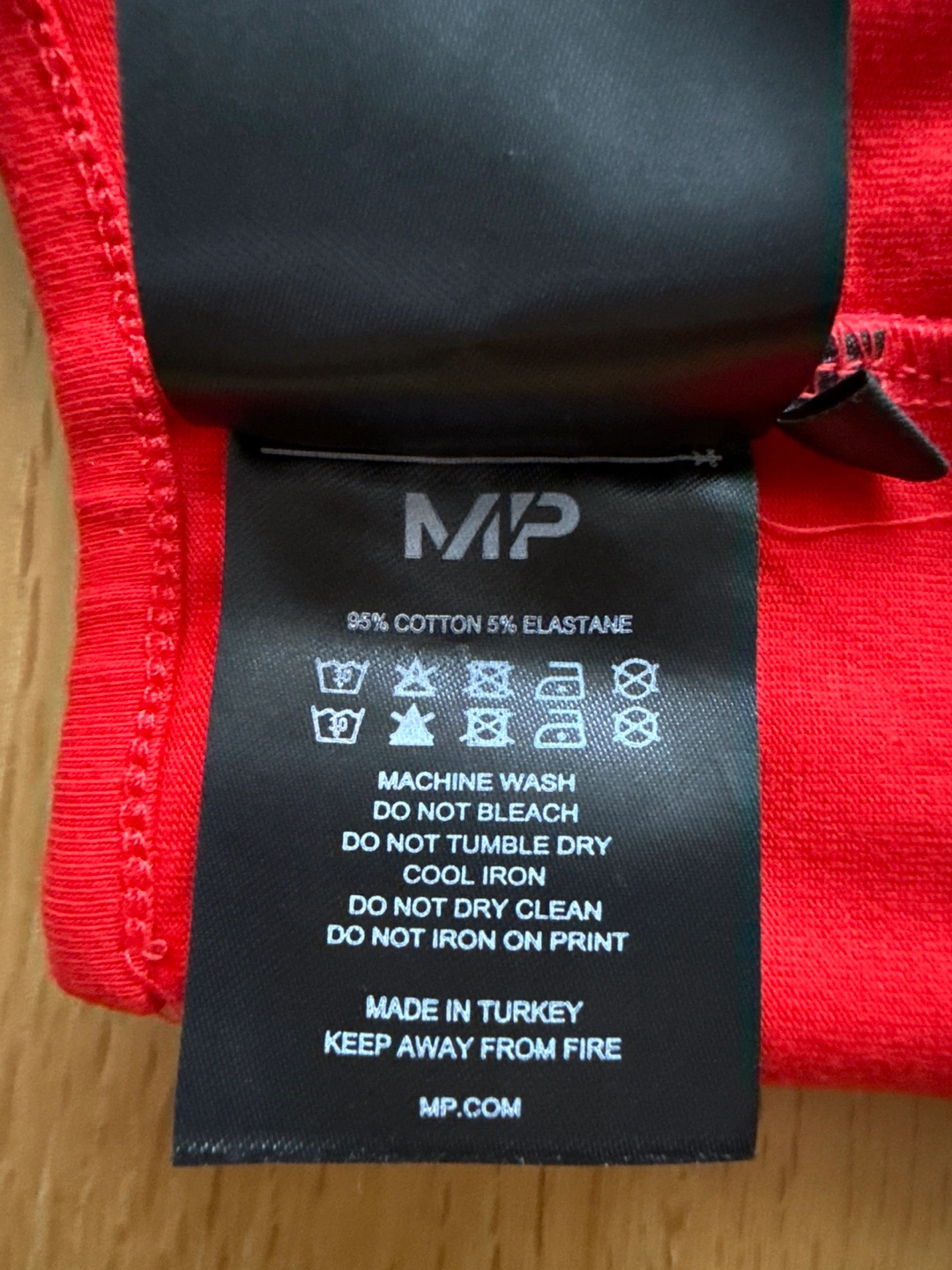 MP Myprotein マイプロテイン スポーツブラ レッド Mサイズの写真4枚目