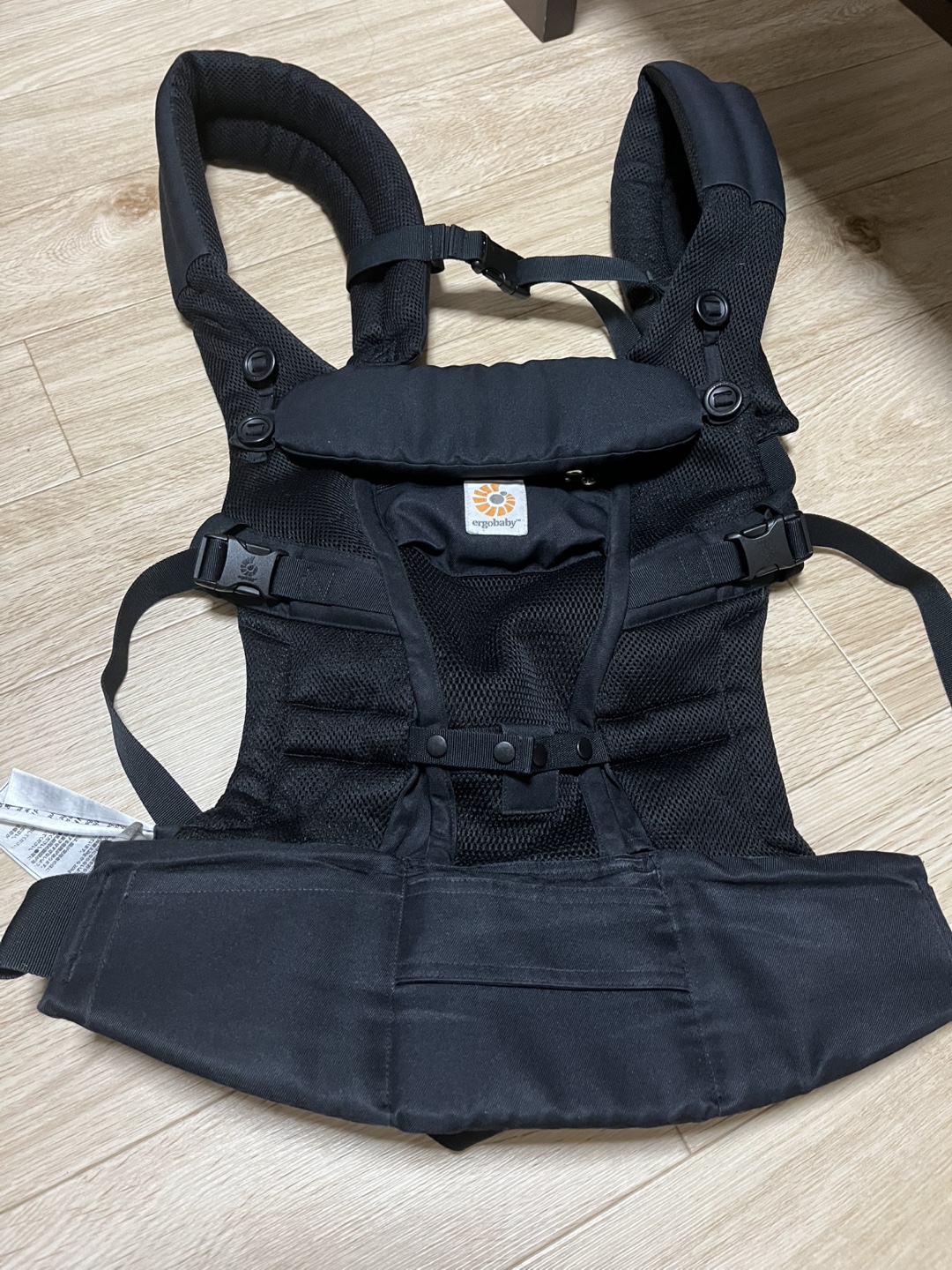 エルゴベビー抱っこ紐 黒　エルゴアダプト