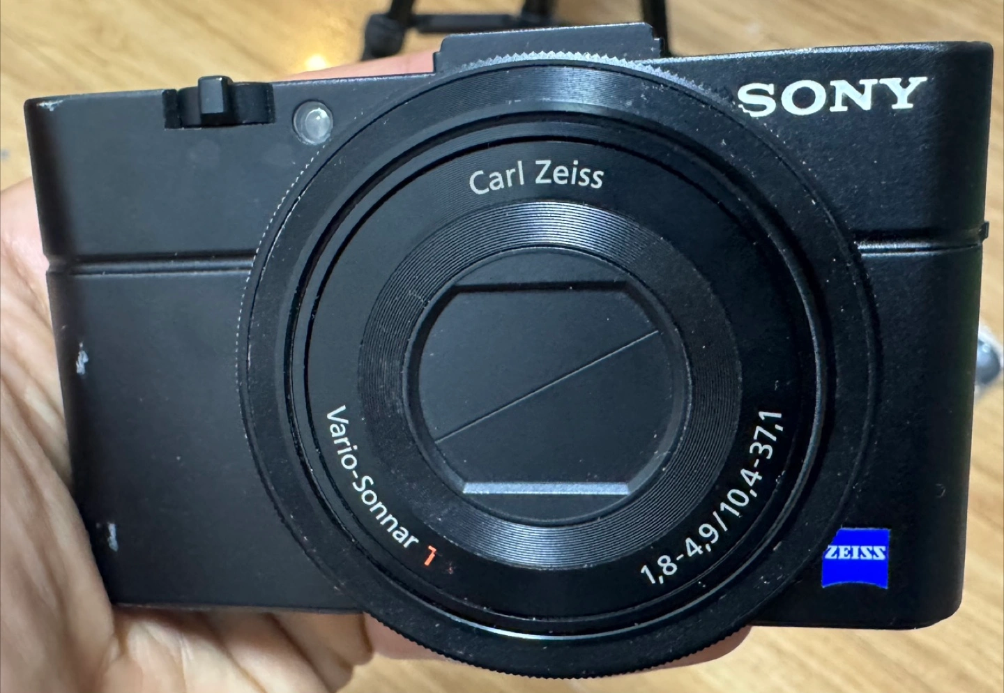 ソニー デジタルカメラ RX100 II 黒の写真2枚目