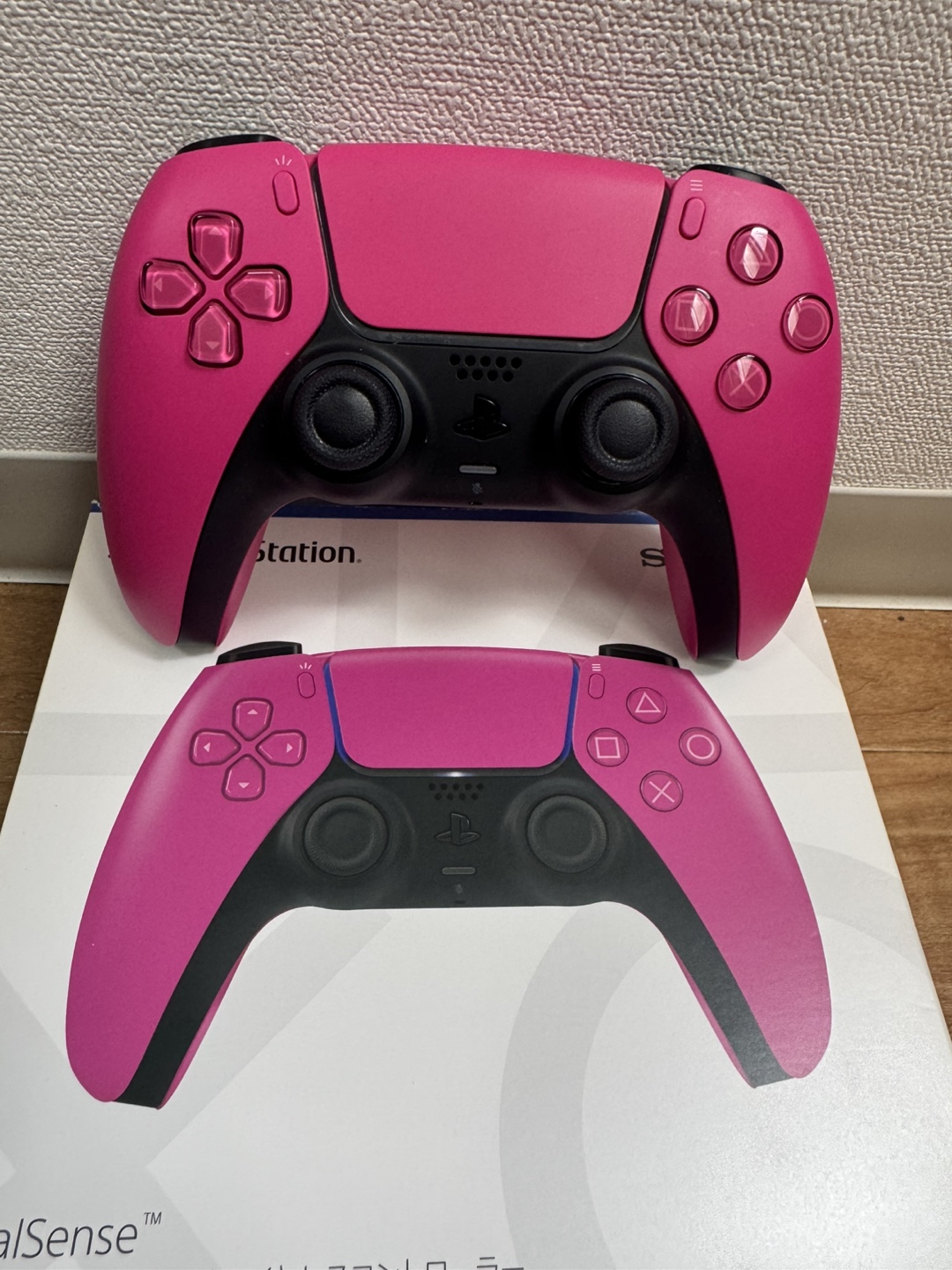 DualSense ワイヤレスコントローラー ピンク 中古の写真2枚目