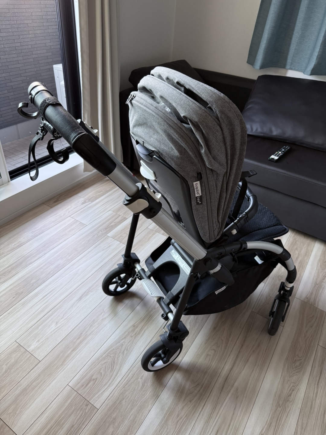 bugaboo bee6 ベビーカー ブラックの写真2枚目