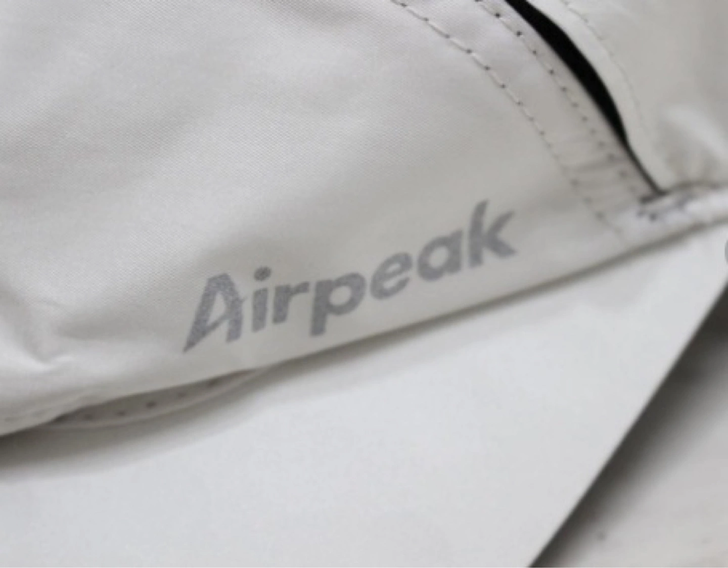 ランニングキャップ Airpeak PRO ホワイト 男女兼用 フリーサイズ TV放送で大反響!の写真4枚目
