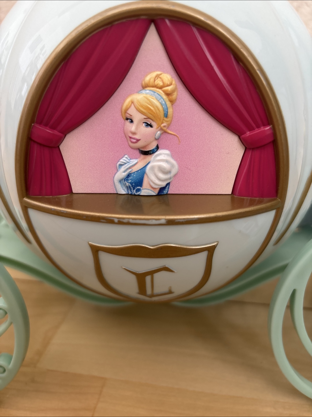 【おまとめ割引あり】ディズニー　シンデレラ ポップコーンバケットの写真5枚目