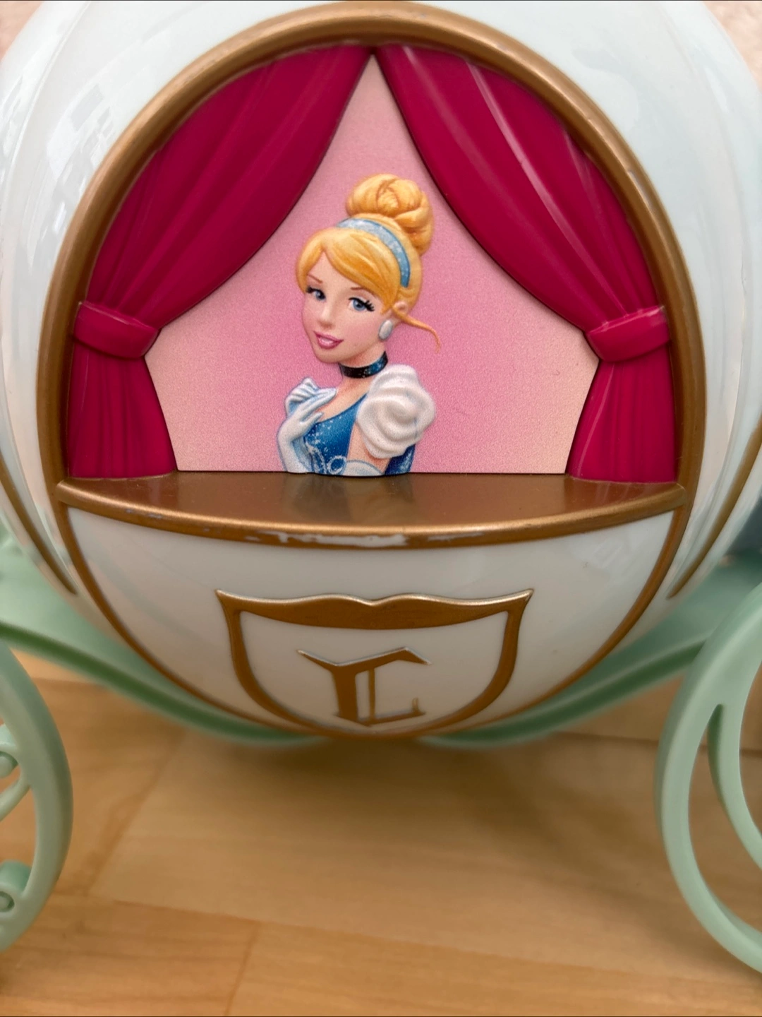 【おまとめ割引あり】ディズニー シンデレラ ポップコーンバケットの写真5枚目