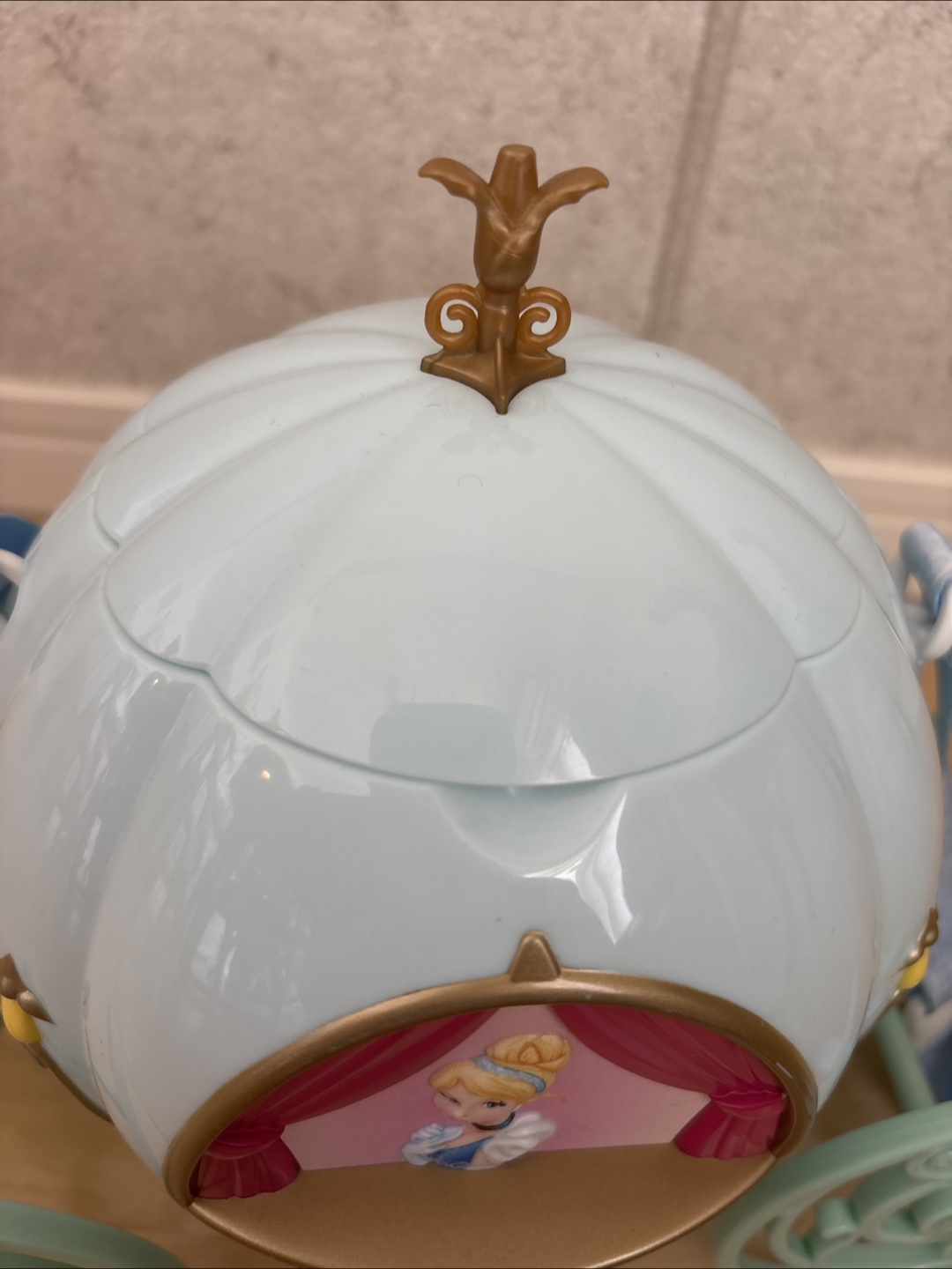 【おまとめ割引あり】ディズニー　シンデレラ ポップコーンバケットの写真4枚目