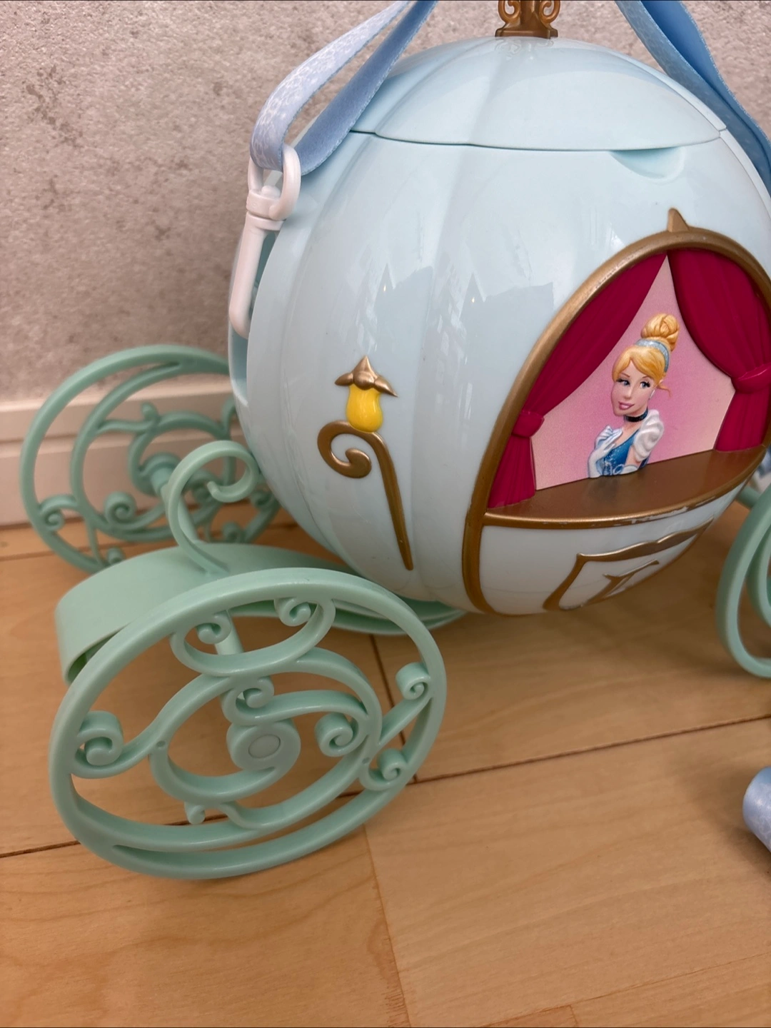 【おまとめ割引あり】ディズニー シンデレラ ポップコーンバケットの写真2枚目