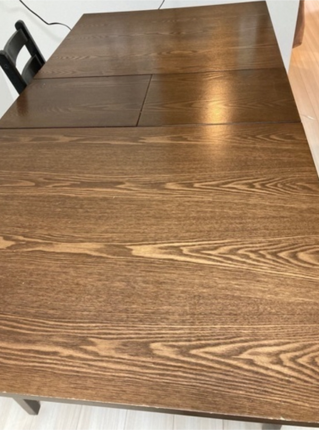 IKEA 木製ダイニングテーブル と椅子セットの写真3枚目