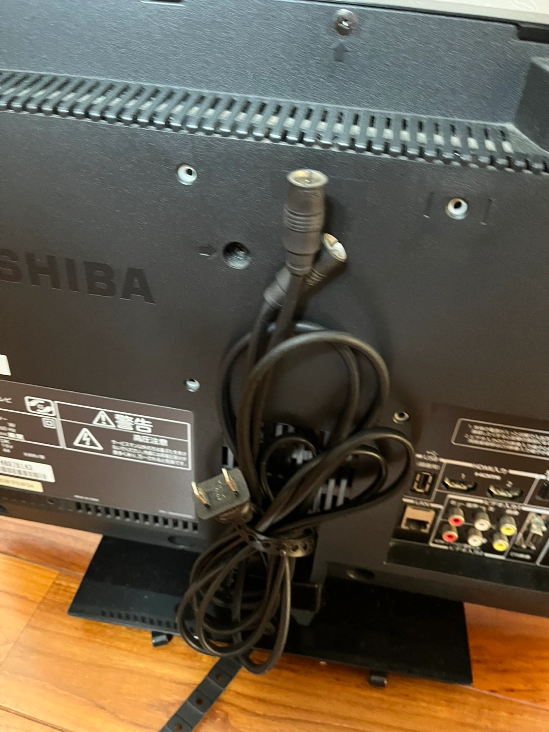 【譲ります】東芝 REGZA 液晶テレビ 19型 リモコン付きの写真4枚目