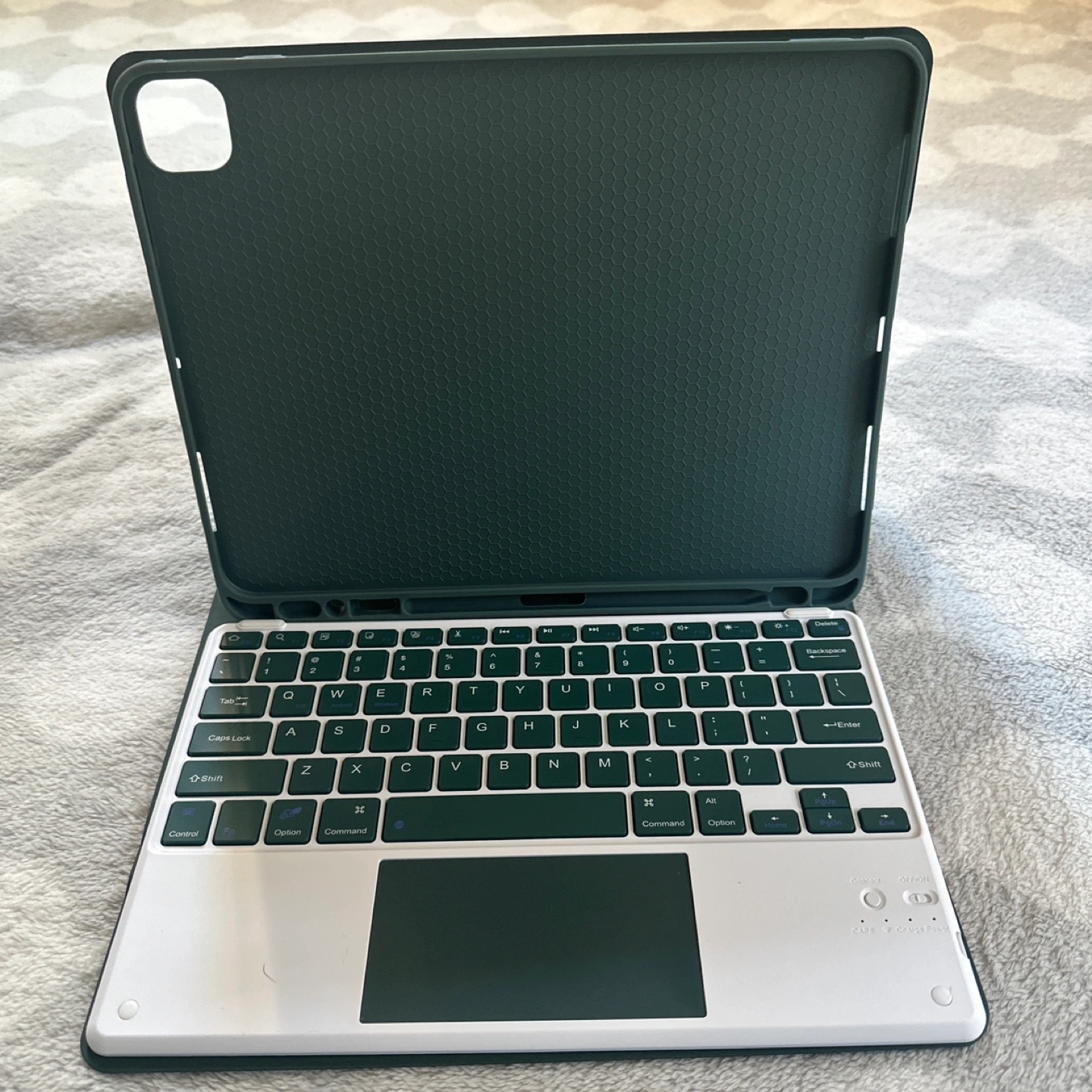 【最終お値下げ】 iPad Pro用Smart Keyboard Case