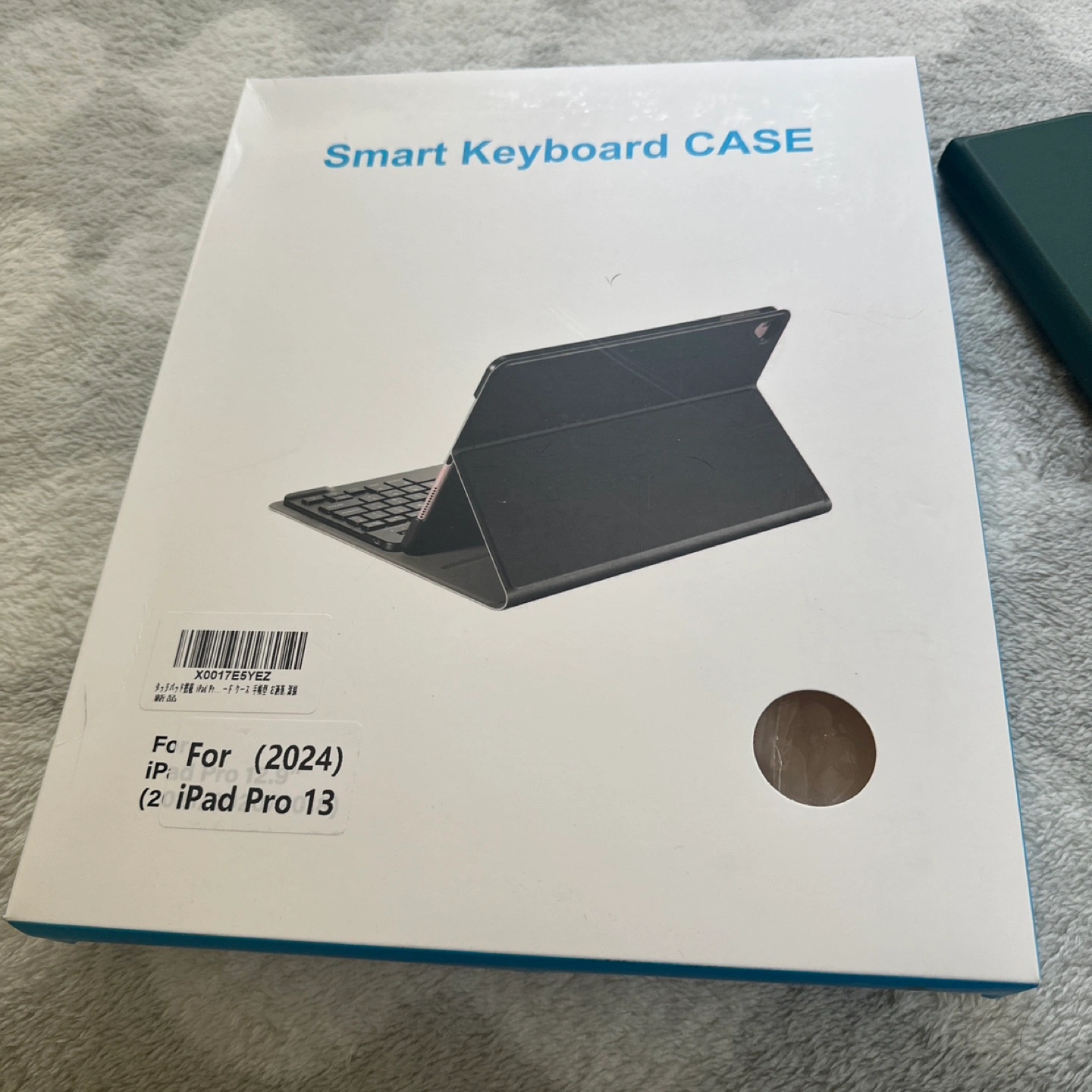 【最終お値下げ】 iPad Pro用Smart Keyboard Caseの写真4枚目