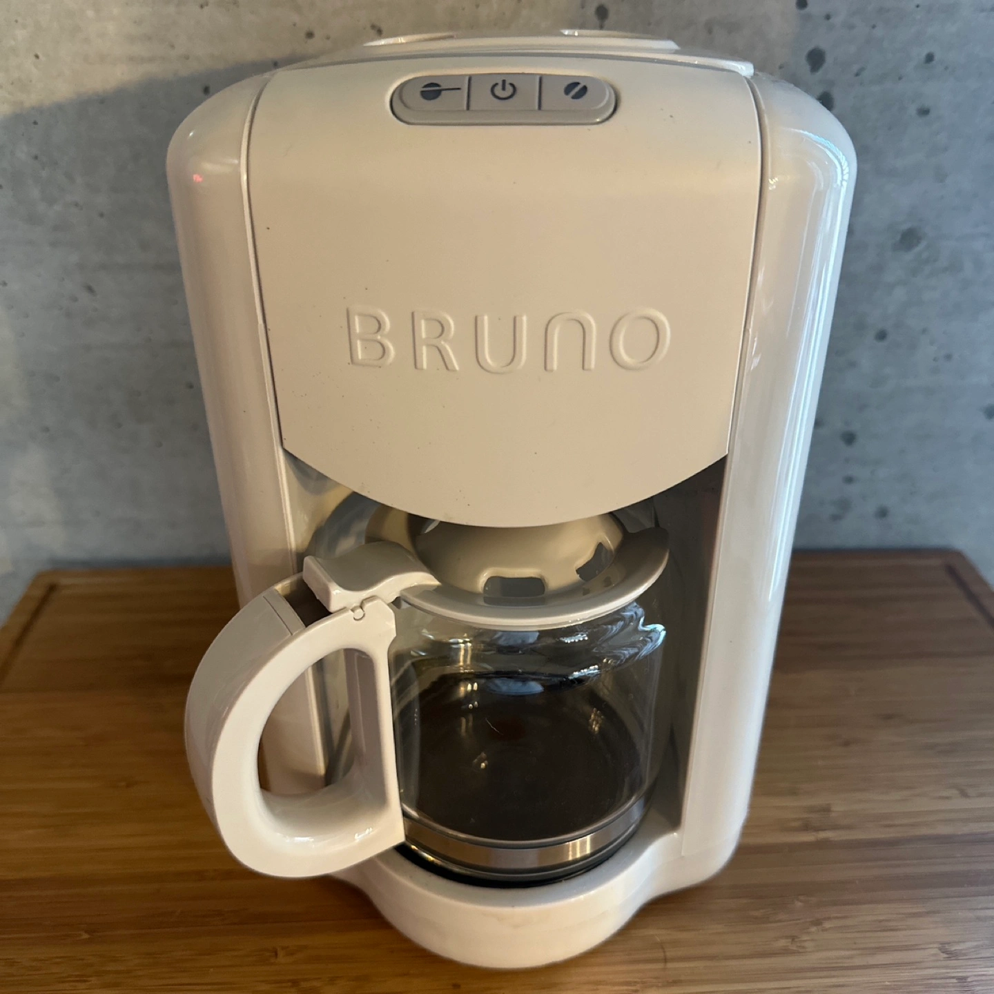 【最終お値下げ】BRUNO 電動コーヒーミルつきコーヒーメーカー ホワイト