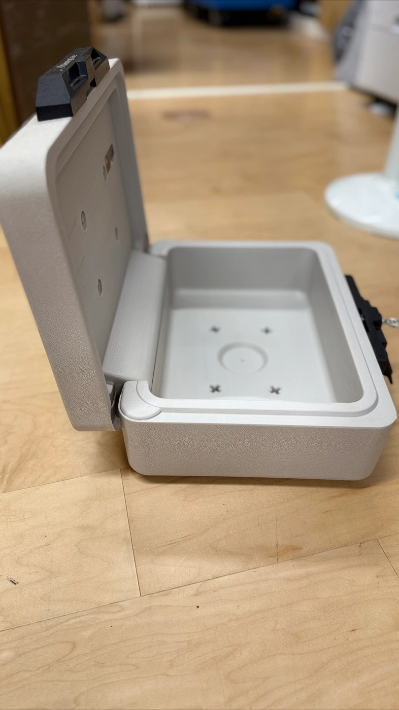 SentrySafe ポータブル耐火保管庫の写真6枚目