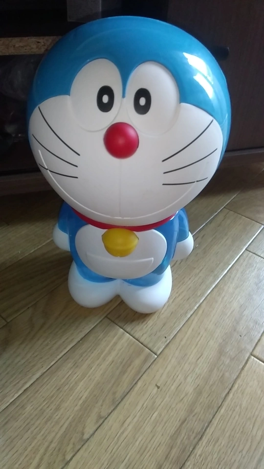 ドラえもん 貯金箱