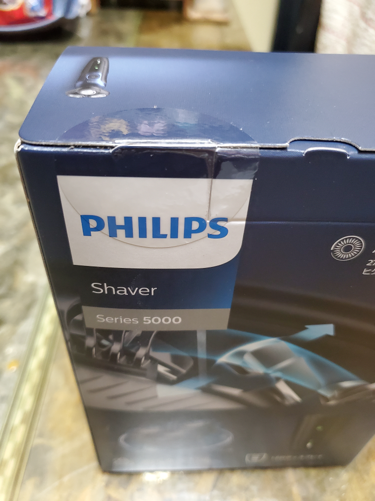 フィリップス Shaver Series 5000新品未開封の写真3枚目