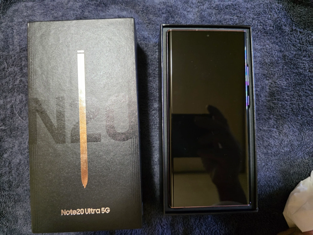 au GalaxyNote20ultra5G SCD06の写真8枚目
