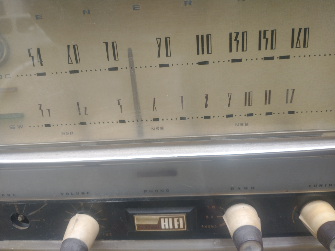 GENERAL HI-FI ラジオの写真5枚目