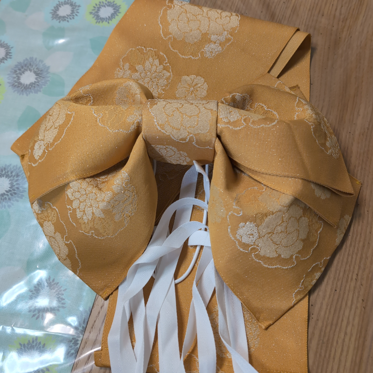 作り帯 金色 花柄