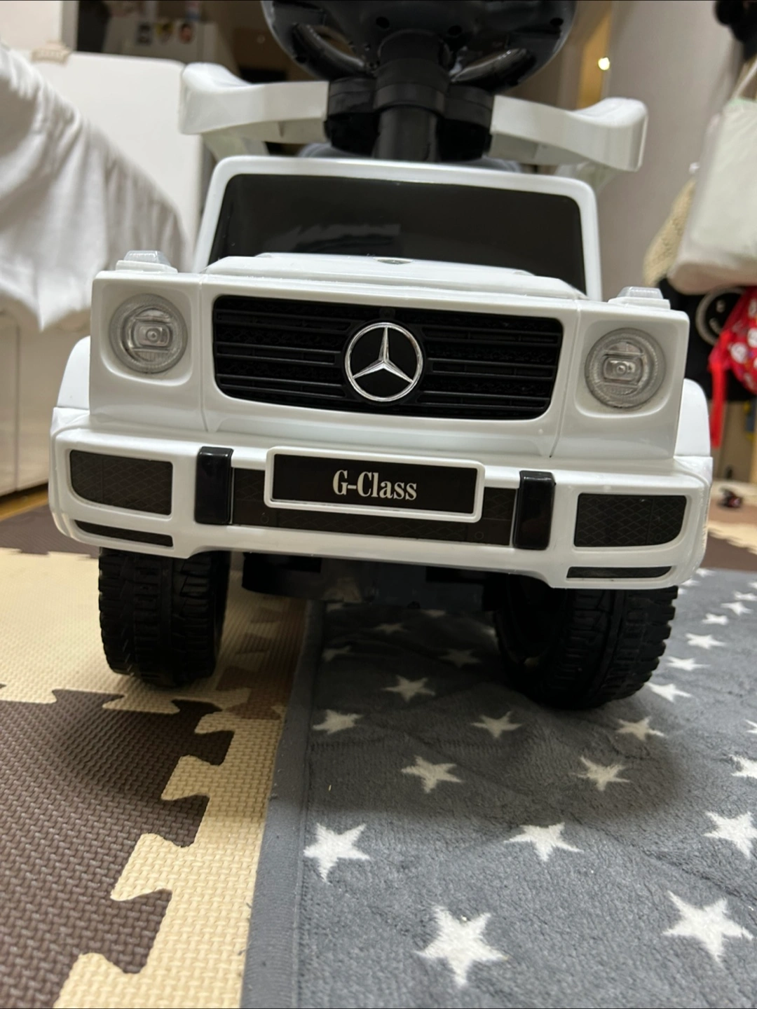 メルセデスベンツ G-Class キッズカー 白の写真2枚目