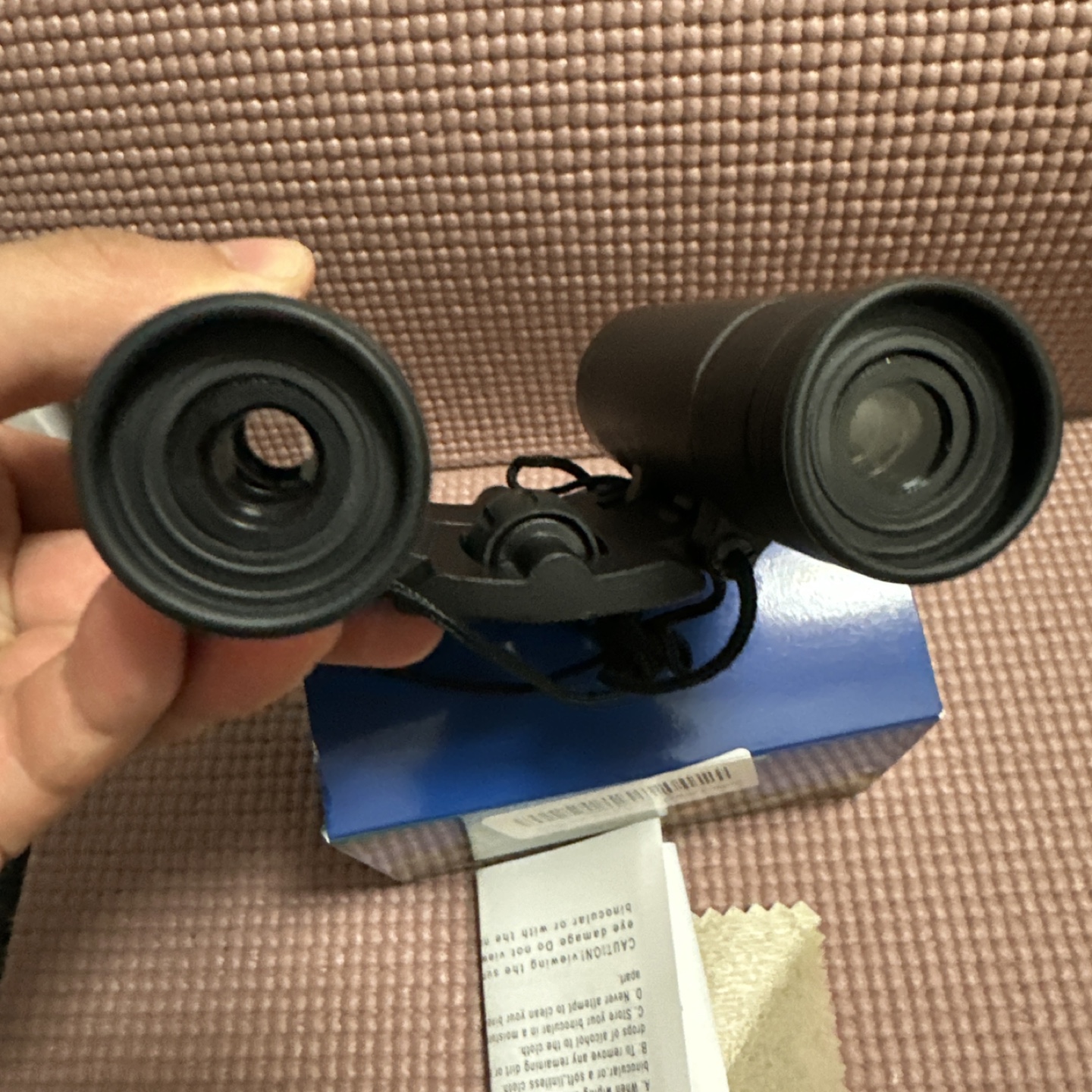 双眼鏡 8X21 ブラックの写真3枚目
