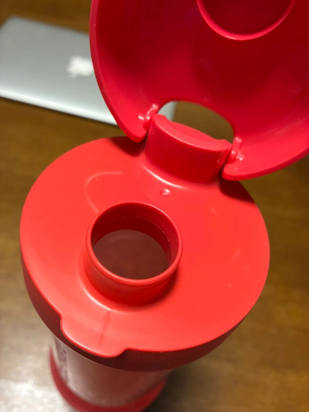 新品 タッパーウェア ピンク ボトルの写真2枚目