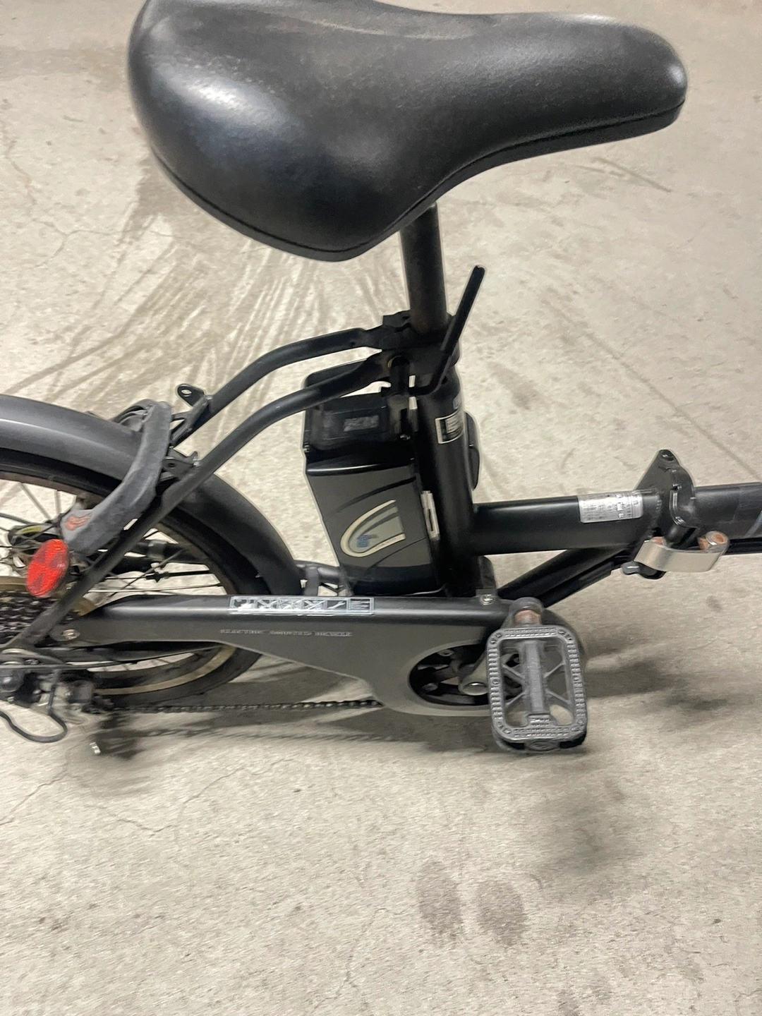 ベルテック 折りたたみ電動アシスト自転車の写真3枚目