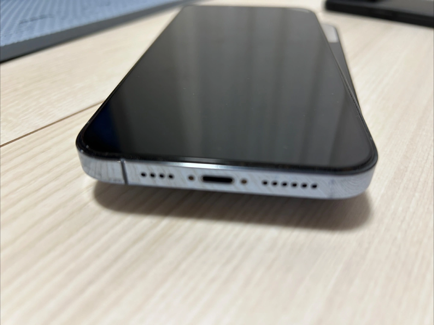 美品 iPhone13 Pro Max 256GB SIMフリーの写真3枚目