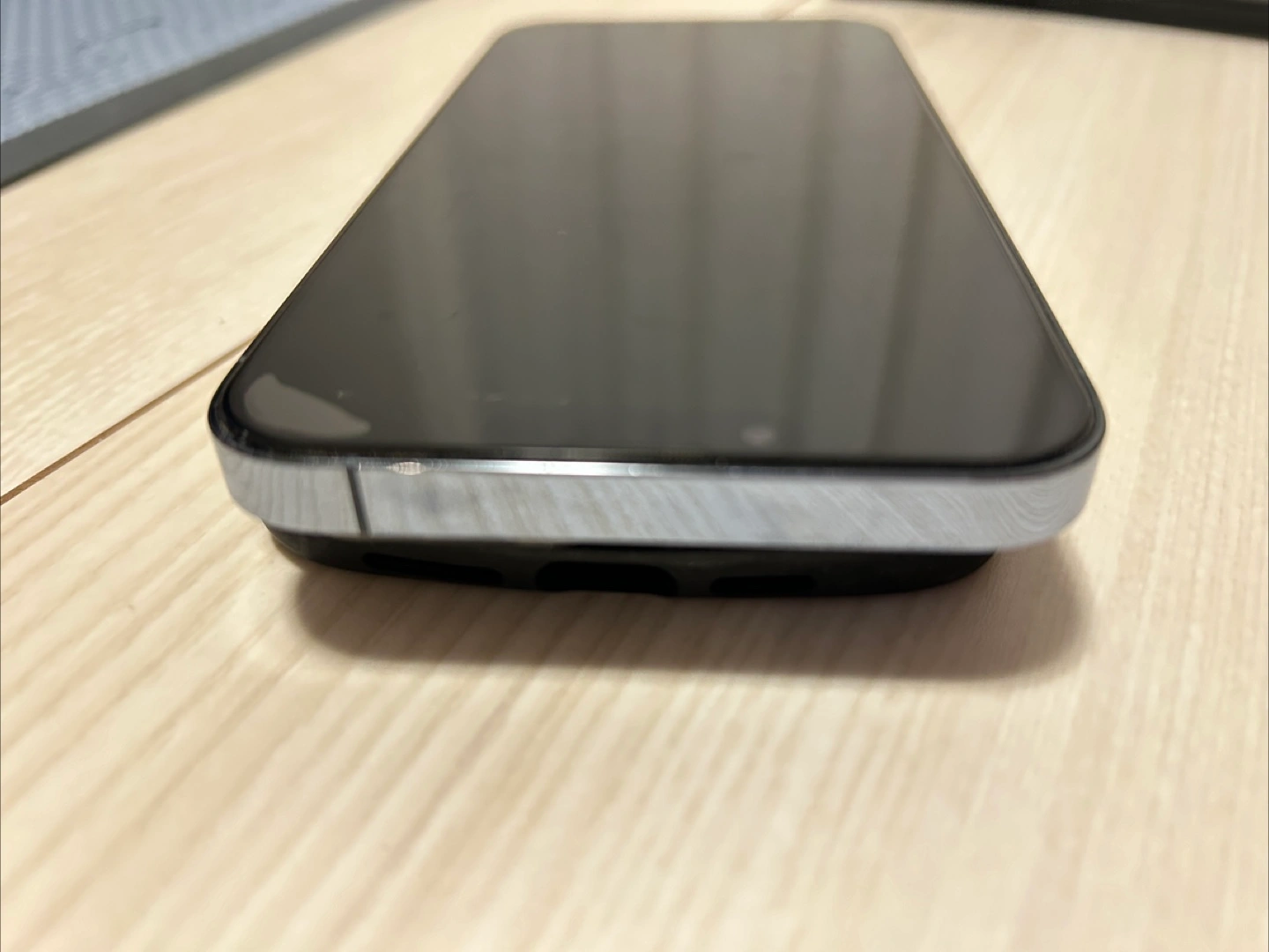 美品 iPhone13 Pro Max 256GB SIMフリーの写真4枚目