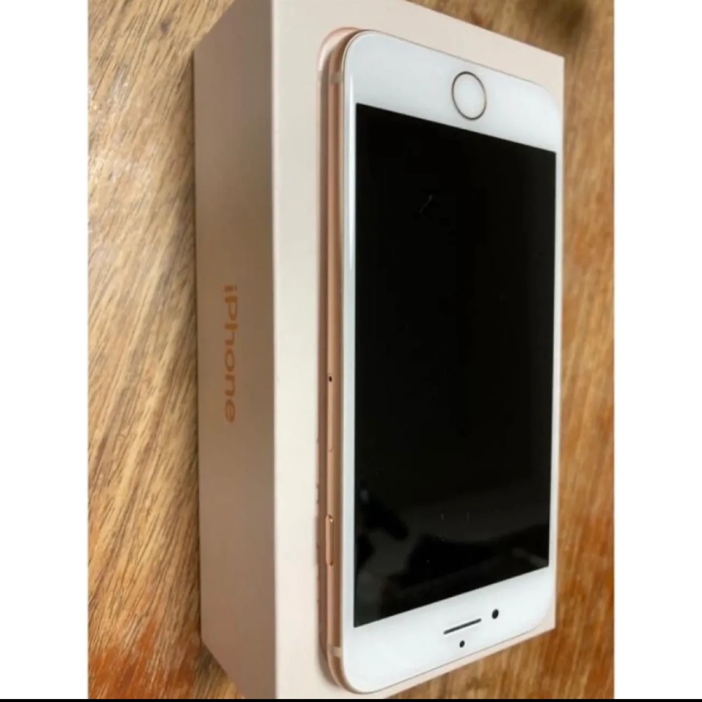 iphone8 64GB ゴールドの写真8枚目