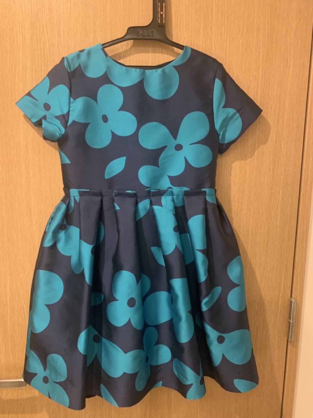 ジャカディ ワンピース 140cm & ヘアバンド付き